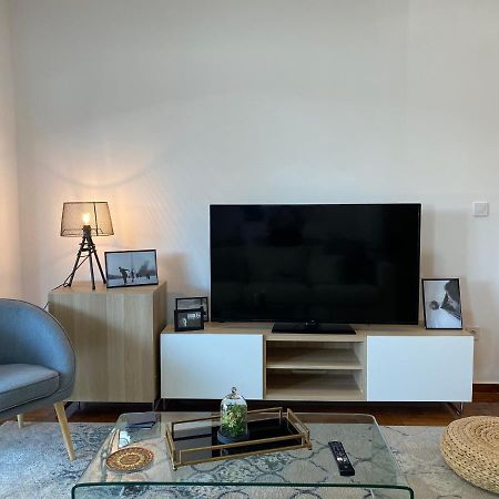 Galaxy Home Spacious & Renovated Apartment Athene Buitenkant foto