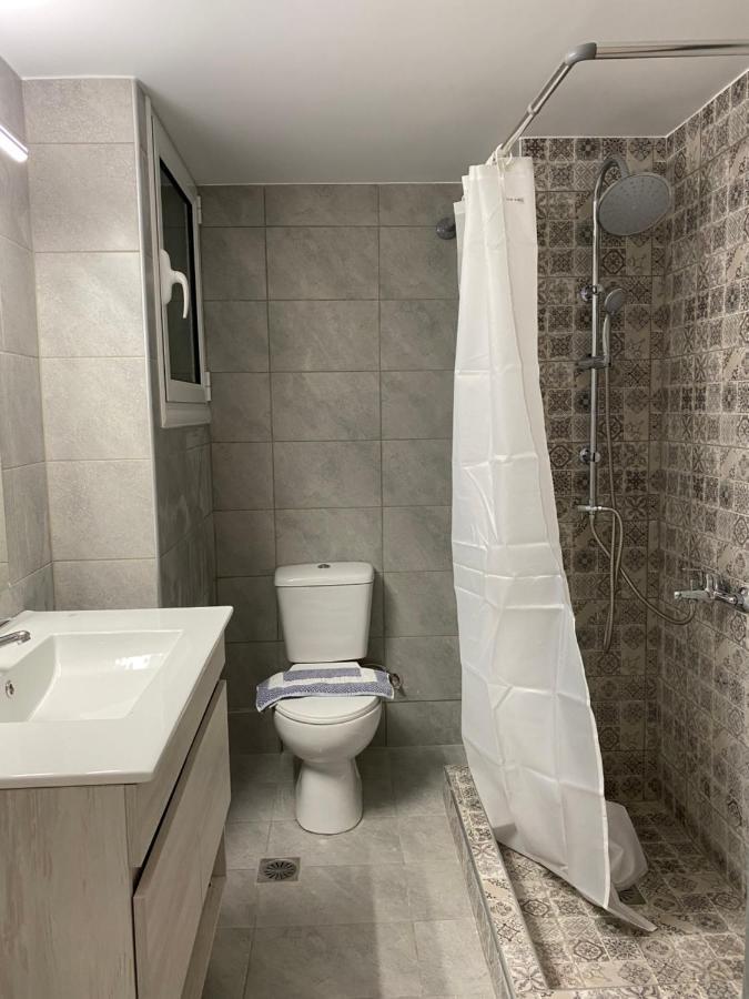 Galaxy Home Spacious & Renovated Apartment Athene Buitenkant foto